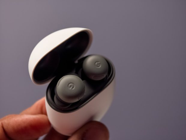 نزدیک به پیکسل Badds 2a نگاه کنید