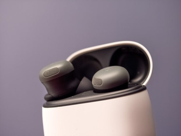 نزدیک به پیکسل Badds 2a نگاه کنید