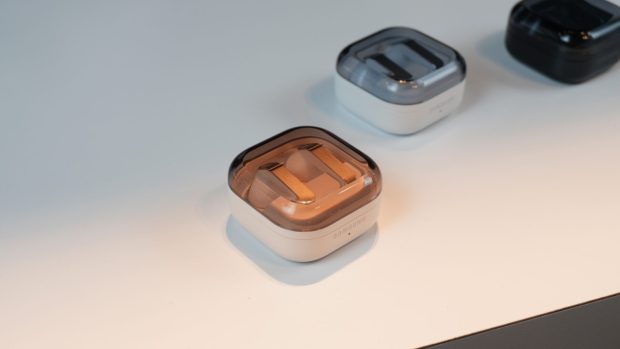 گلکسی بادز 4 پرو