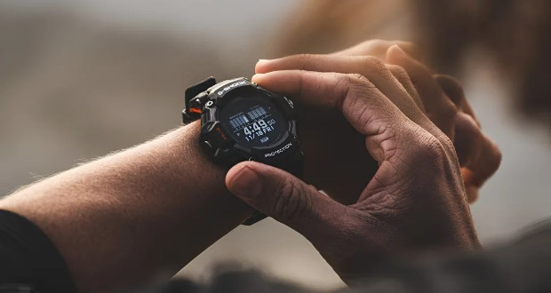 مقایسه Apple Watch Ultra 3 و JShock
