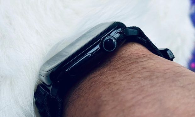 گلکسی واچ 9، اپل واچ 11